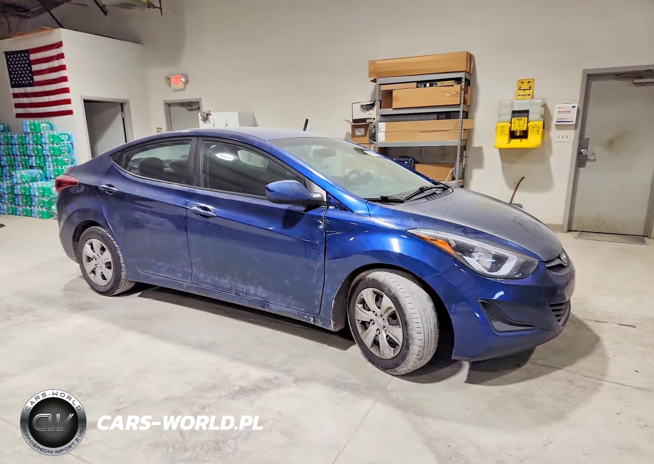 2016 Hyundai Elantra Se VIN:5NPDH4AE7GH745000 - 4