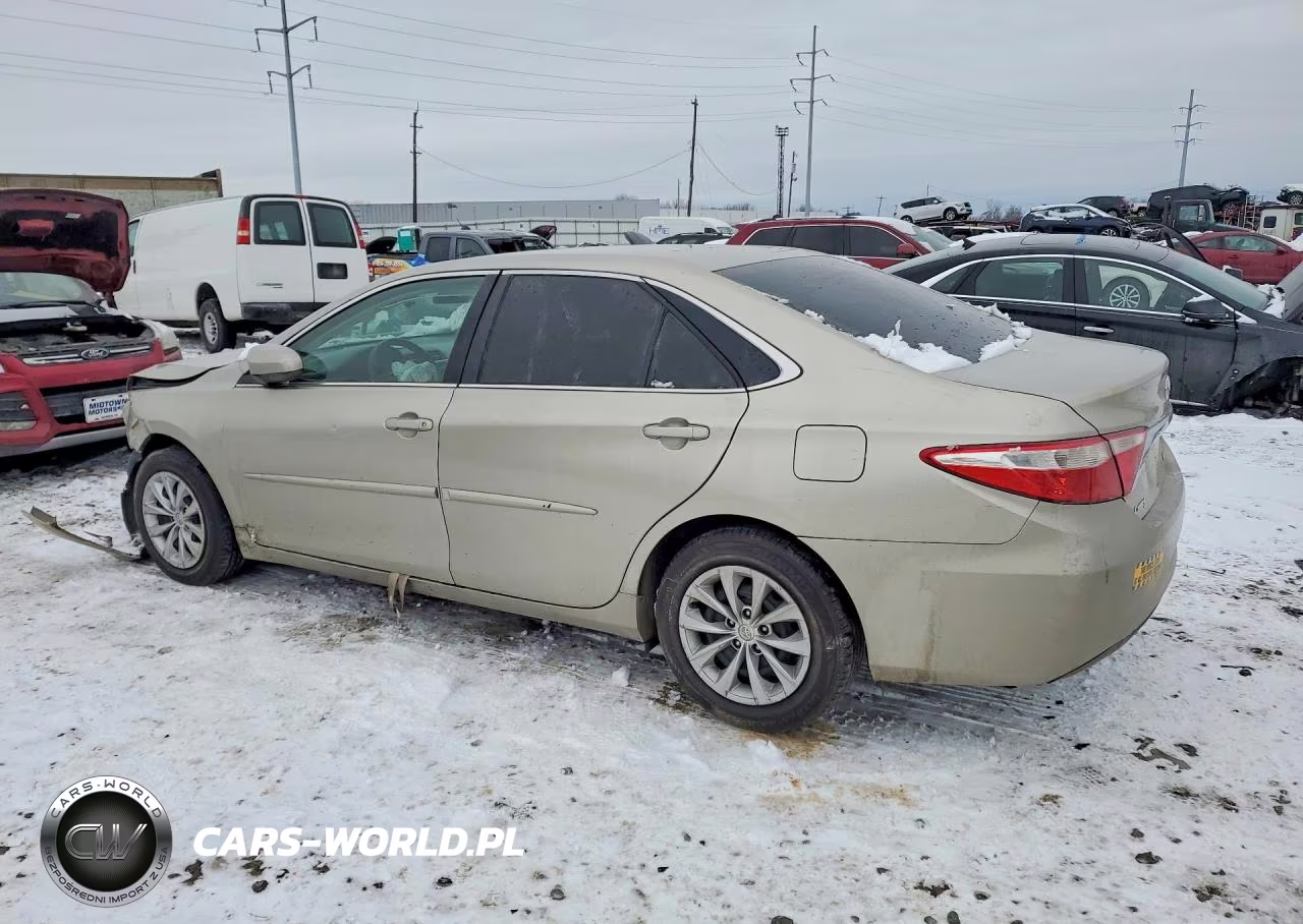 2015 Toyota Camry Le VIN:4T1BF1FK6FU875781 - 2