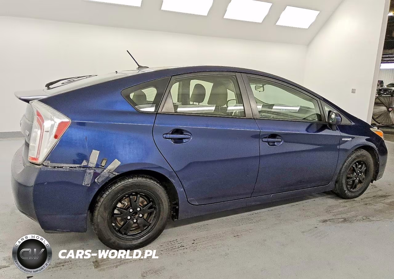 2015 Toyota Prius VIN:JTDKN3DU6F1961648 - 3