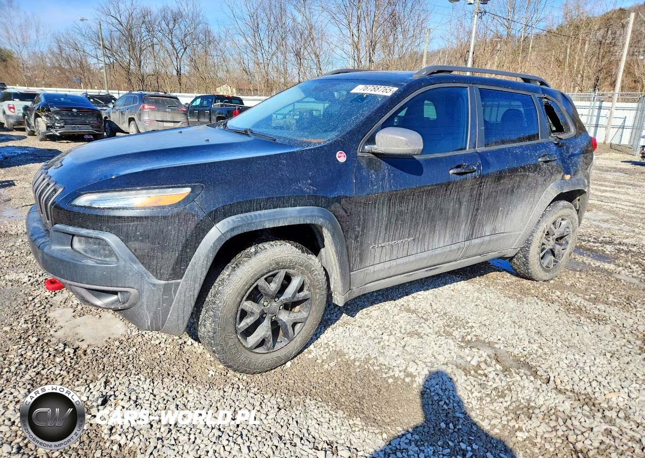 2016 Jeep Cherokee Trailhawk – zdjęcie 1 z 13