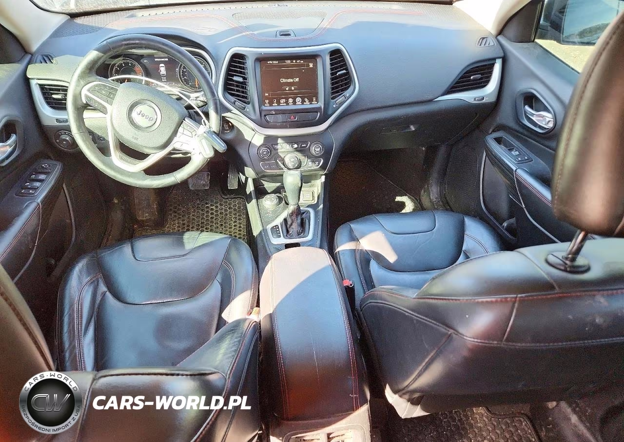 2016 Jeep Cherokee Trailhawk VIN:1C4PJMBS5GW132406 - 8
