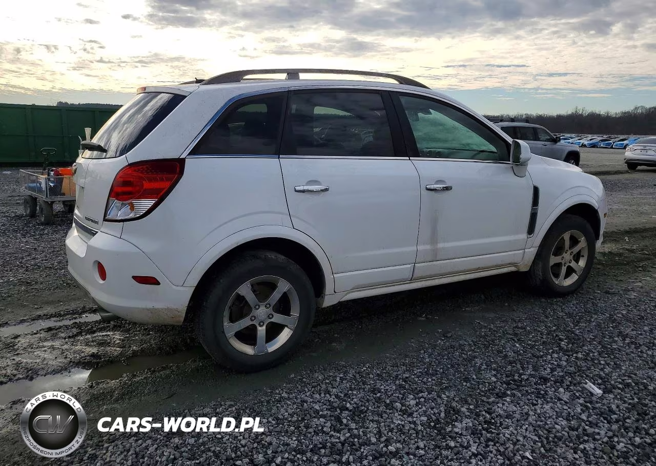 2012 Chevrolet Captiva Sport VIN:3GNFL4E50CS606917 - 3