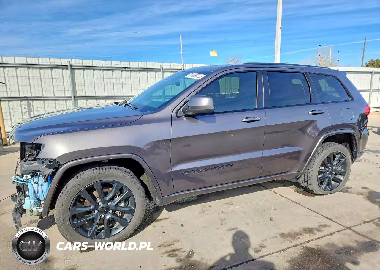 2017 Jeep Grand Cherokee Laredo