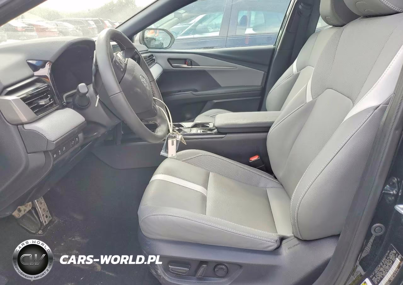 2025 Toyota Camry Xse VIN:4T1DBADK1SU531244 - 7
