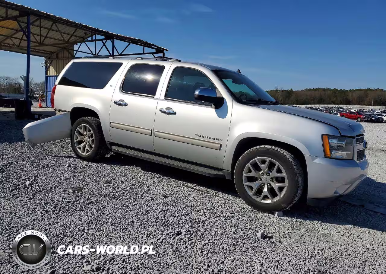 2014 Chevrolet Suburban C1500 Lt VIN:1GNSCJE0XER192326 - 4