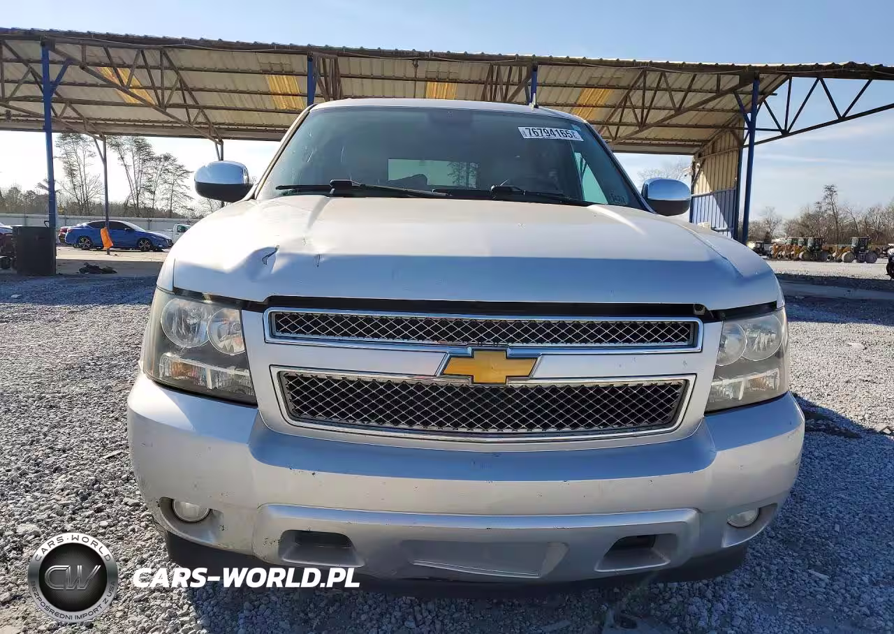 2014 Chevrolet Suburban C1500 Lt VIN:1GNSCJE0XER192326 - 5