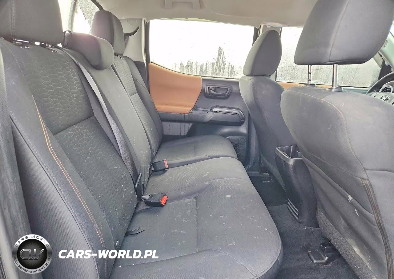 2019 Toyota Tacoma VIN:3TMCZ5AN2KM267957 - 10