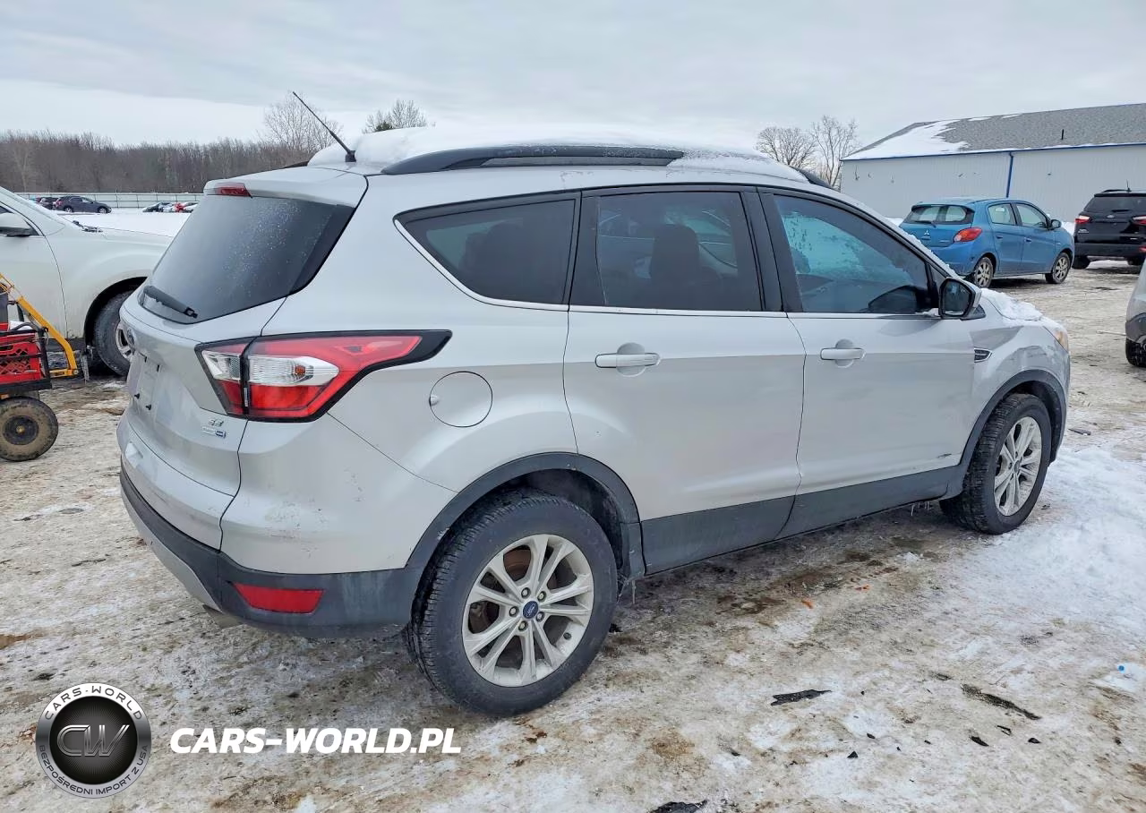 2018 Ford Escape Se VIN:1FMCU9G99JUC13691 - 3