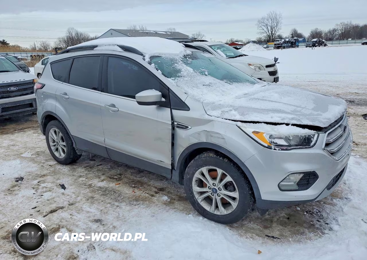 2018 Ford Escape Se VIN:1FMCU9G99JUC13691 - 4