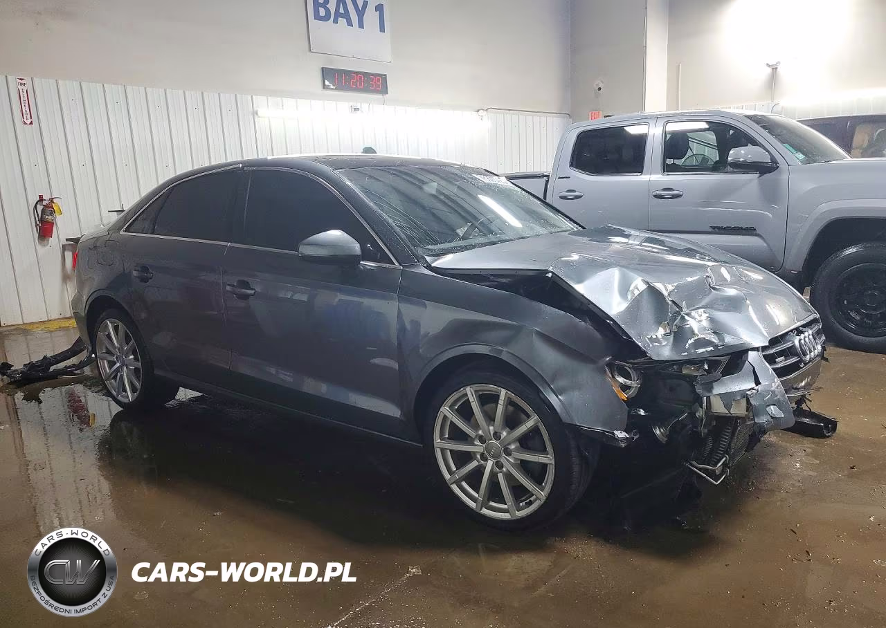 2015 Audi A3 Premium Plus VIN:WAUEFGFF7F1009870 - 4