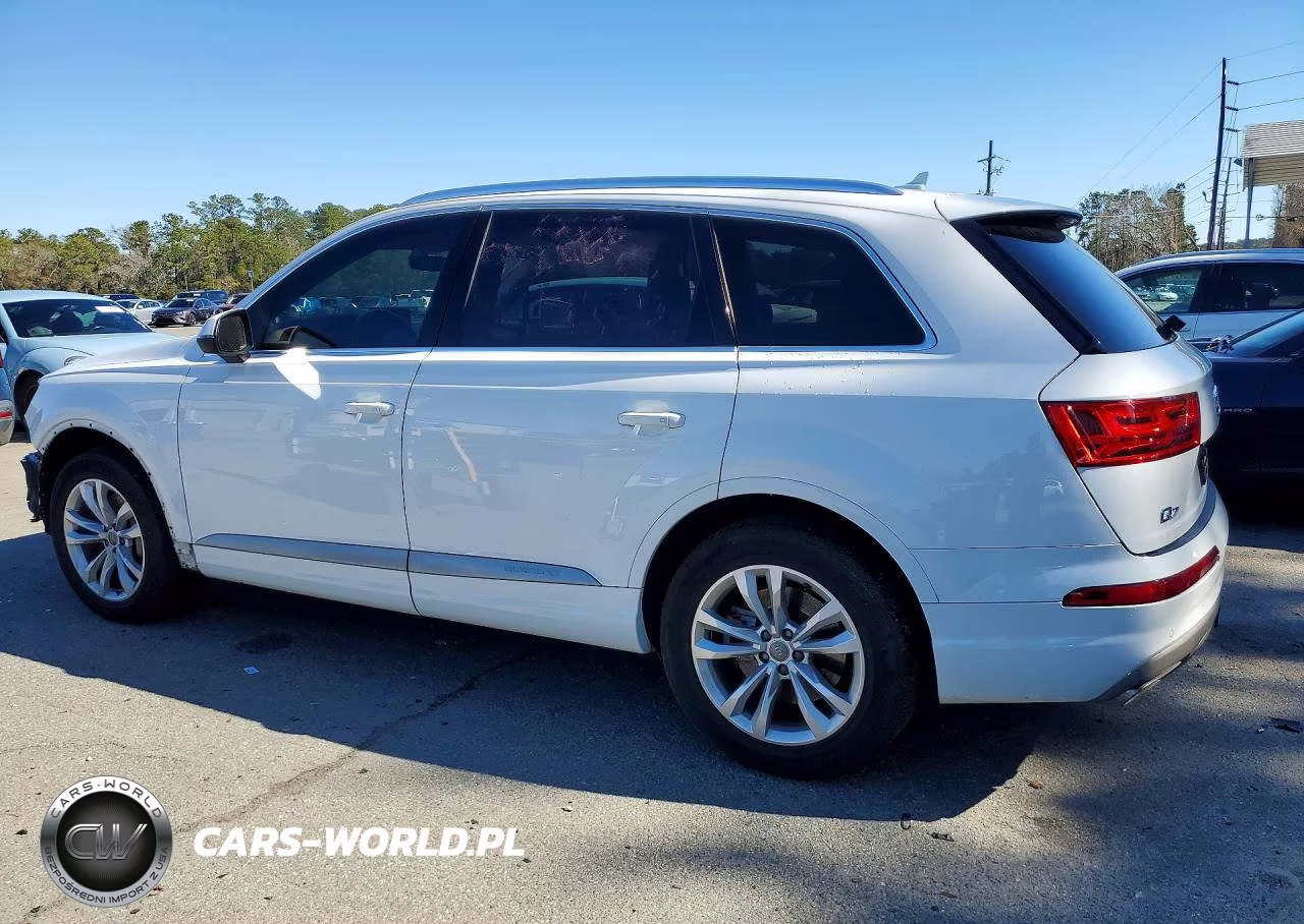 2017 Audi Q7 Premium Plus VIN:WA1LAAF72HD014579 - 2