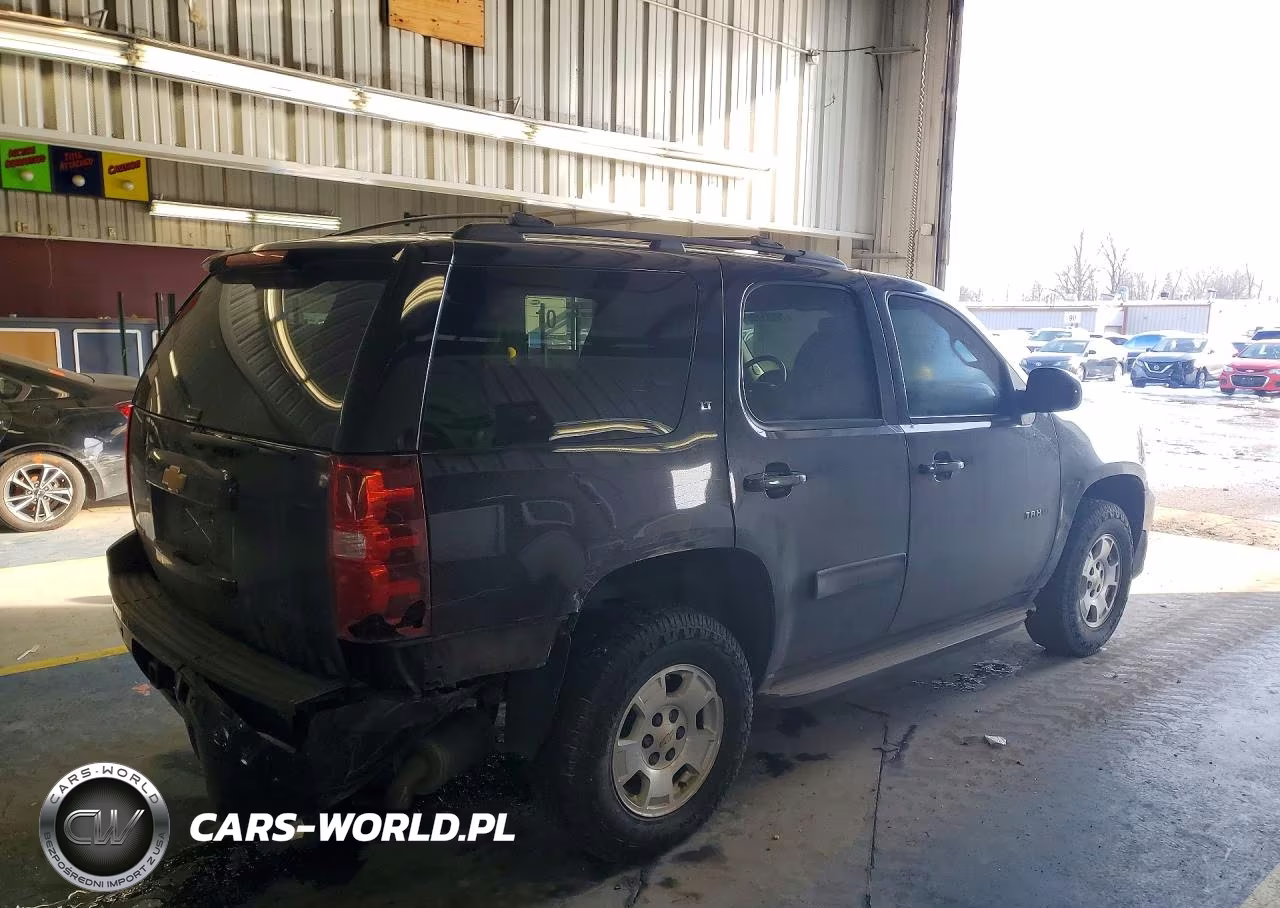 2013 Chevrolet Tahoe K1500 Lt VIN:1GNSKBE02DR135562 - 3