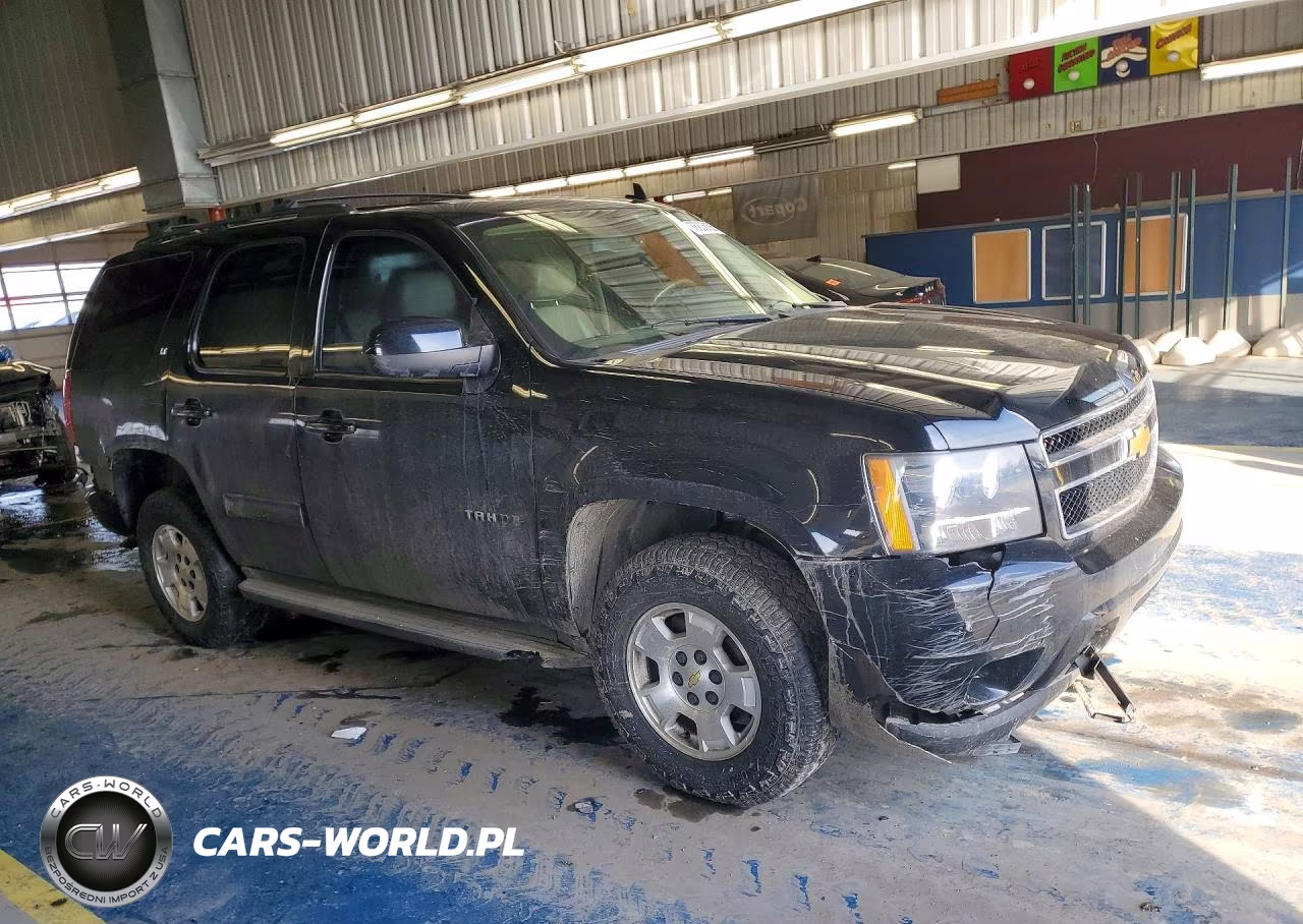 2013 Chevrolet Tahoe K1500 Lt VIN:1GNSKBE02DR135562 - 4