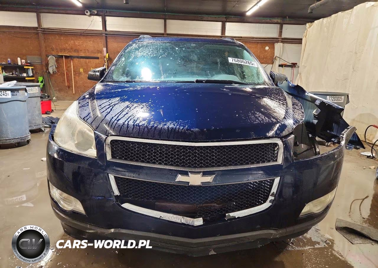 2009 Chevrolet Traverse Ls VIN:1GNEV13D79S132502 - 5