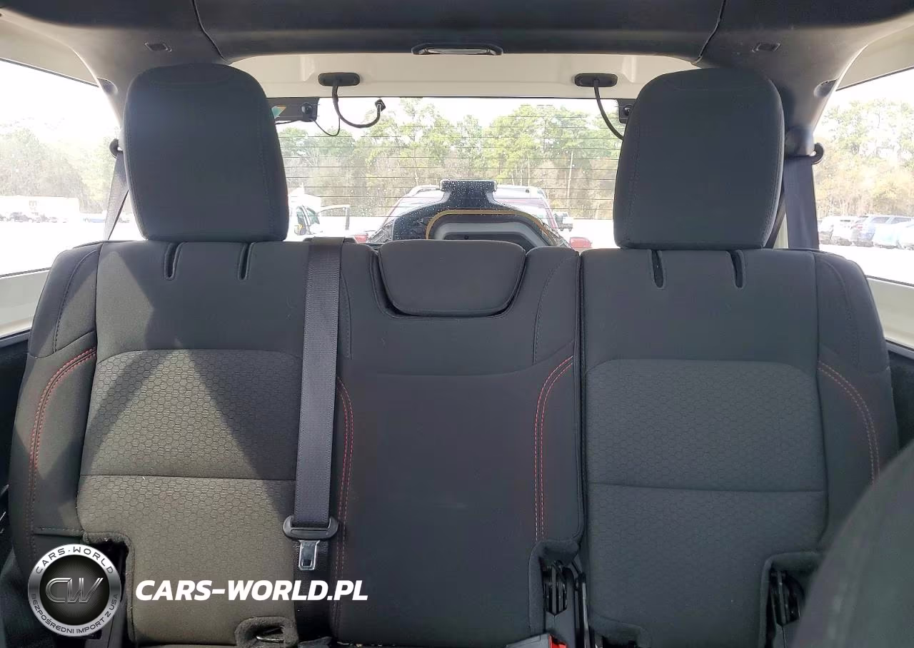 2021 Jeep Wrangler Unlimited Rubicon VIN:1C4JJXFMXMW704018 - 10