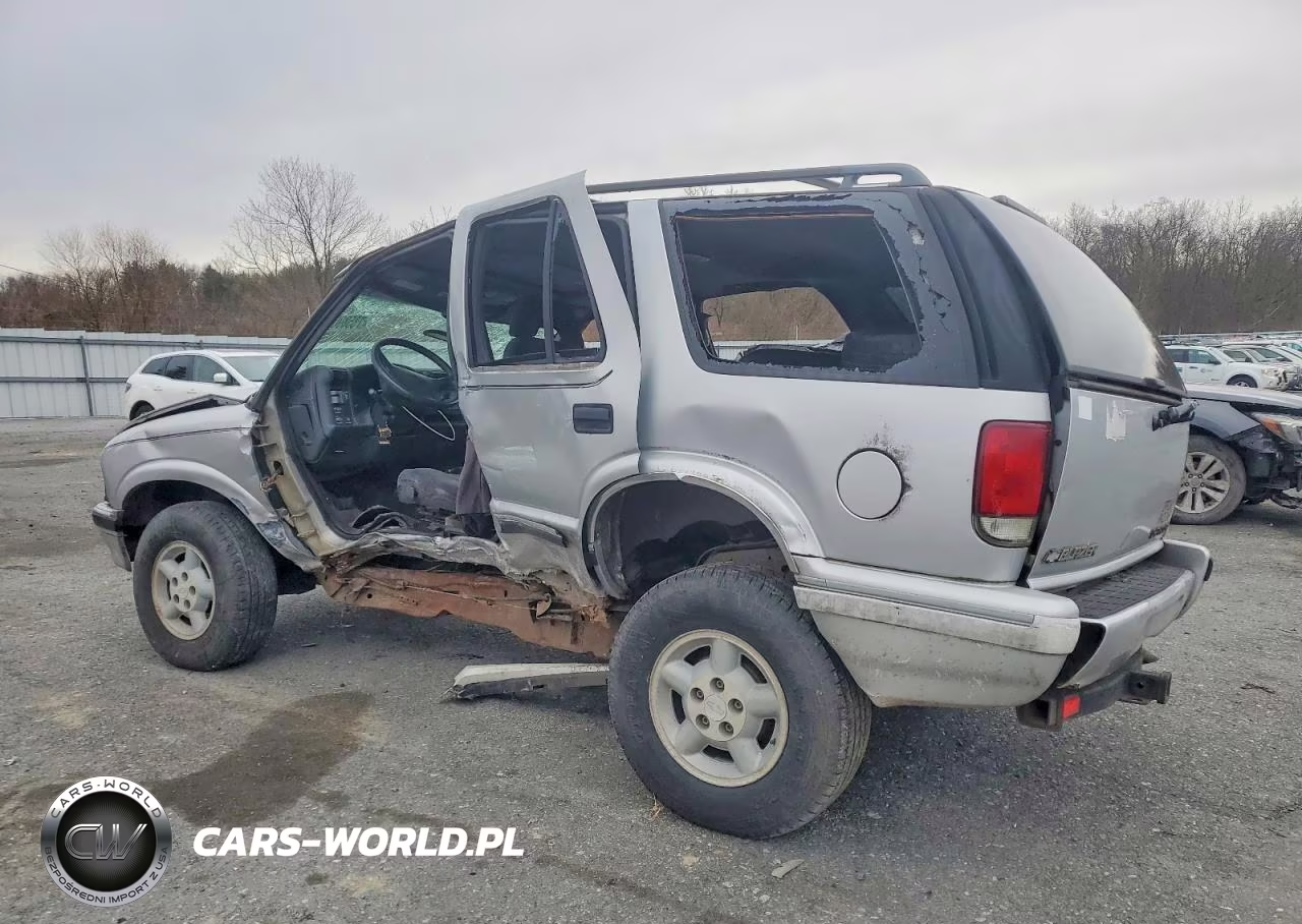 1997 Chevrolet Blazer VIN:1GNDT13W5V2225662 - 2