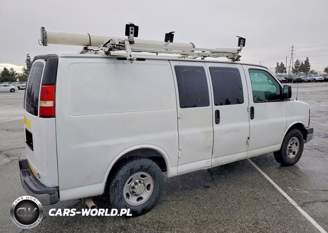 2014 Chevrolet Express 2500 Cargo Utility - Service Van VIN:1GCWGFCB4E1133108 - 3