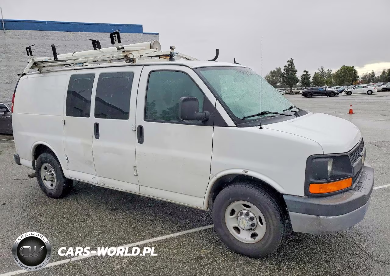 2014 Chevrolet Express 2500 Cargo Utility - Service Van VIN:1GCWGFCB4E1133108 - 4