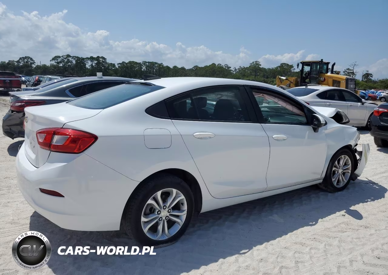 2019 Chevrolet Cruze Ls VIN:1G1BC5SM0K7131574 - 3