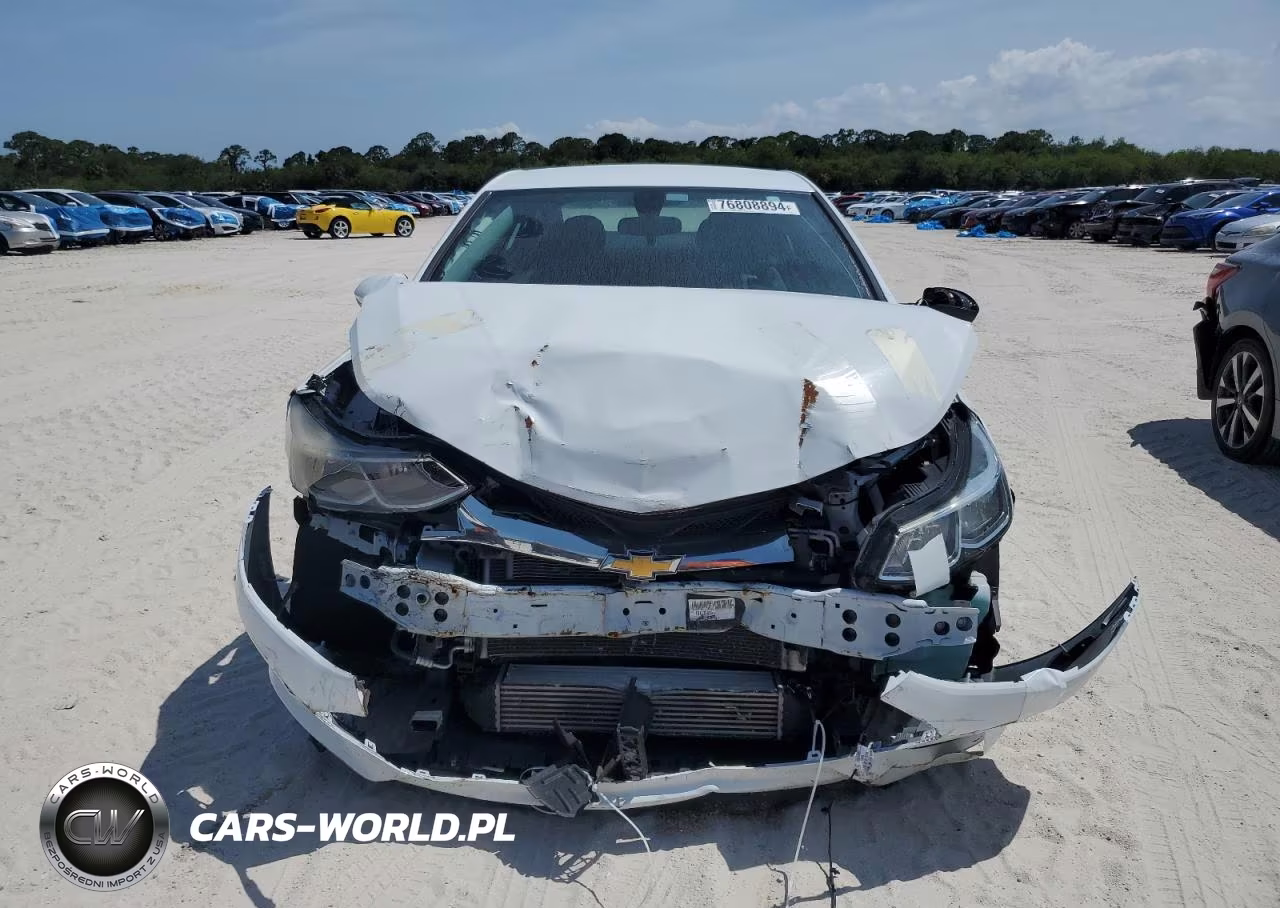 2019 Chevrolet Cruze Ls VIN:1G1BC5SM0K7131574 - 5