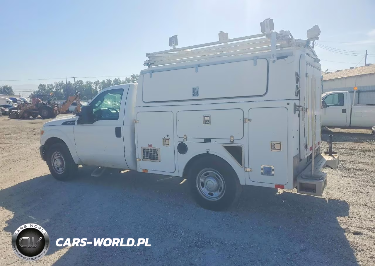 2013 Ford F350 Cng 2X4 VIN:1FDRF3A68DEB92525 - 2