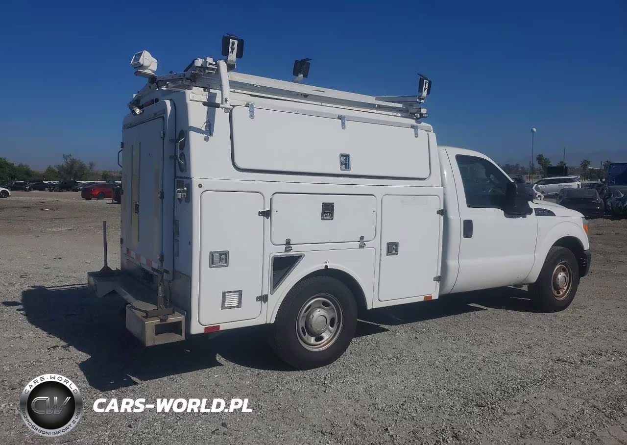 2013 Ford F350 Cng 2X4 VIN:1FDRF3A68DEB92525 - 3