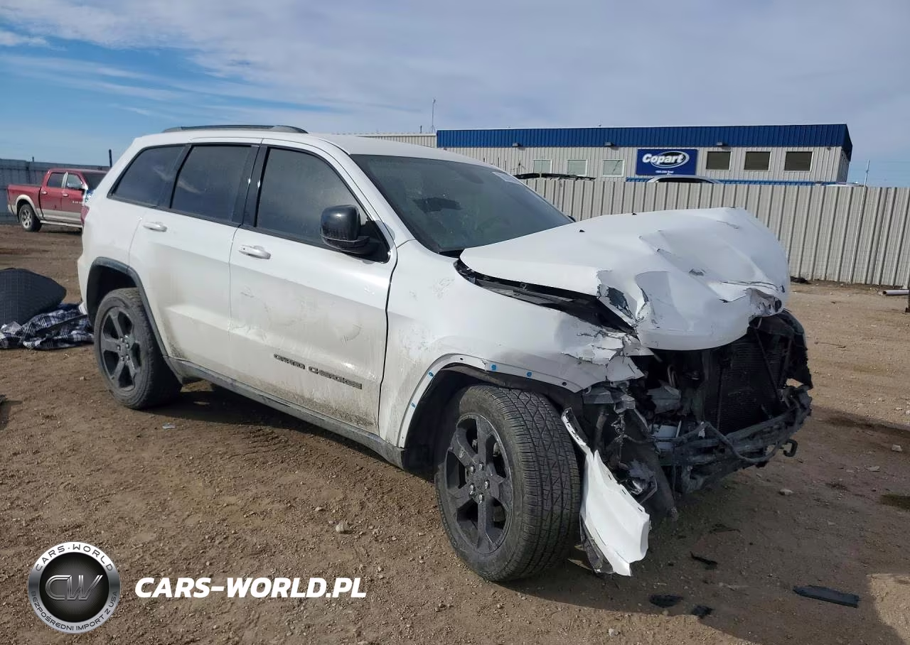 2018 Jeep Grand Cherokee Laredo VIN:1C4RJFAG2JC378517 - 4