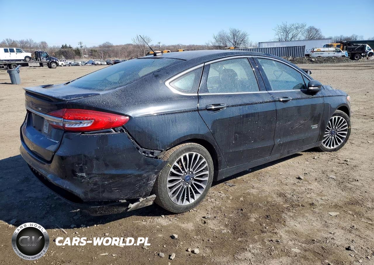 2017 Ford Fusion Titanium Phev VIN:3FA6P0SU0HR175694 - 3