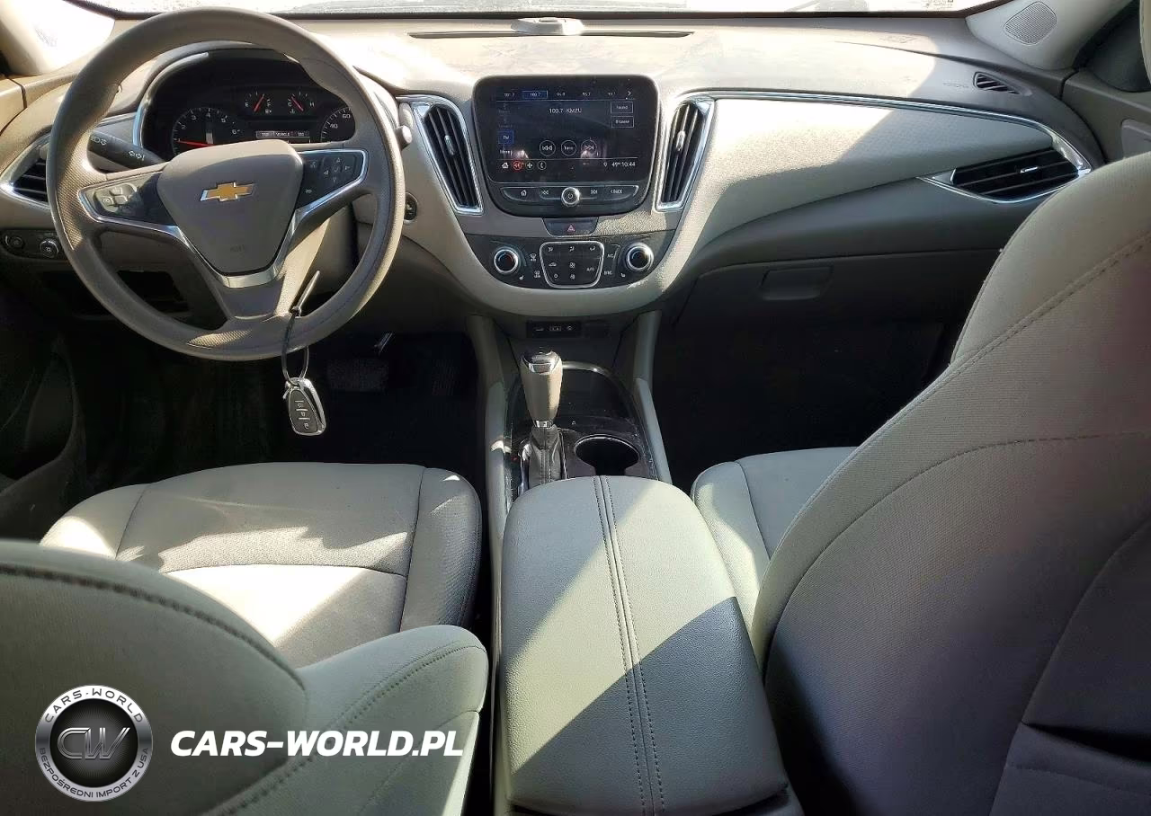 2019 Chevrolet Malibu Lt VIN:1G1ZD5ST3KF108105 - 8