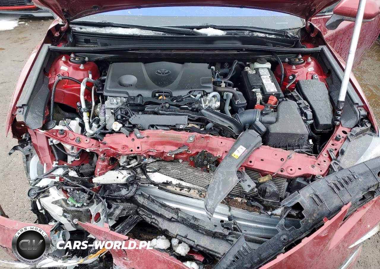 2021 Toyota Camry Le VIN:4T1C11AK1MU556019 - 11