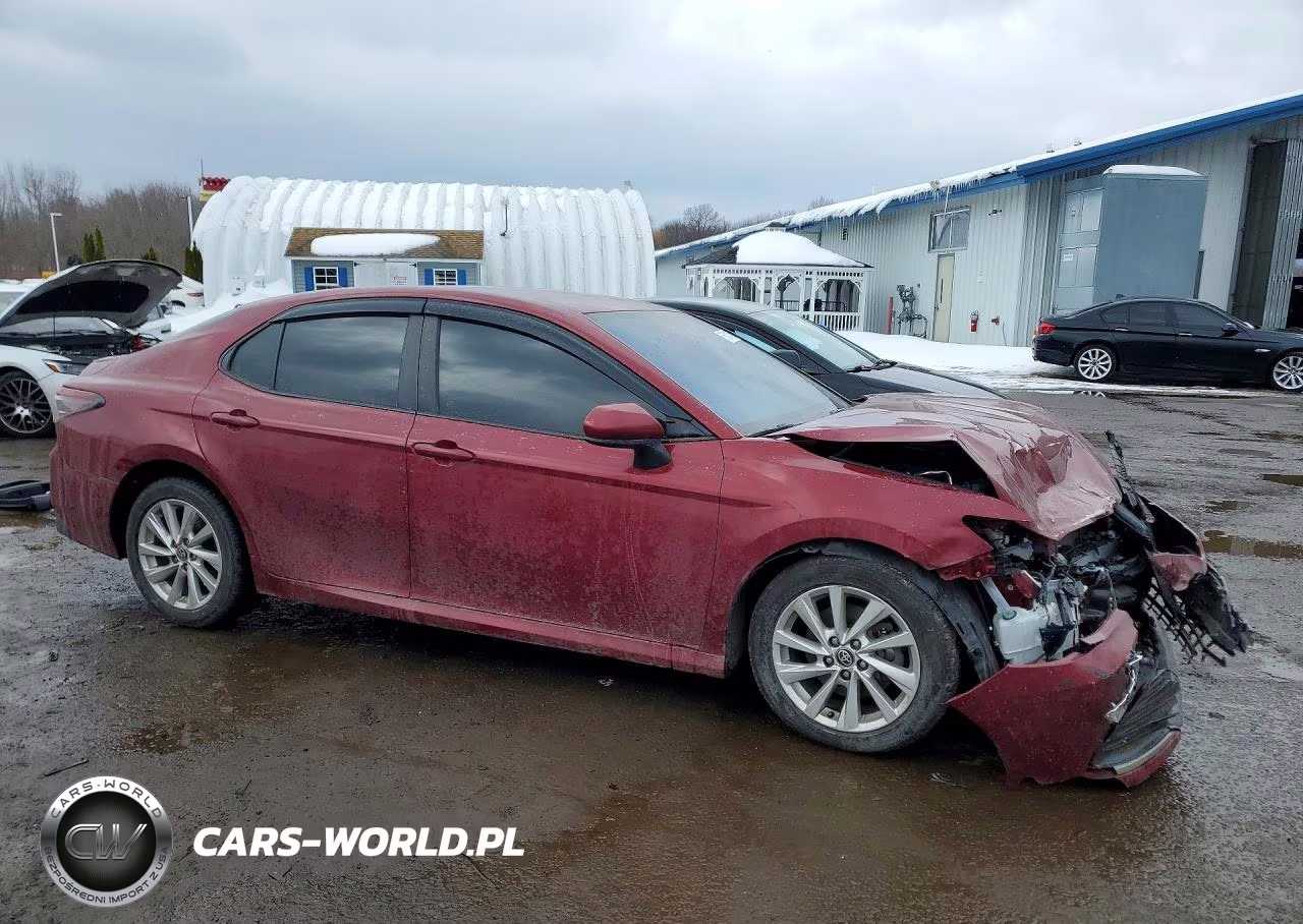 2021 Toyota Camry Le VIN:4T1C11AK1MU556019 - 4