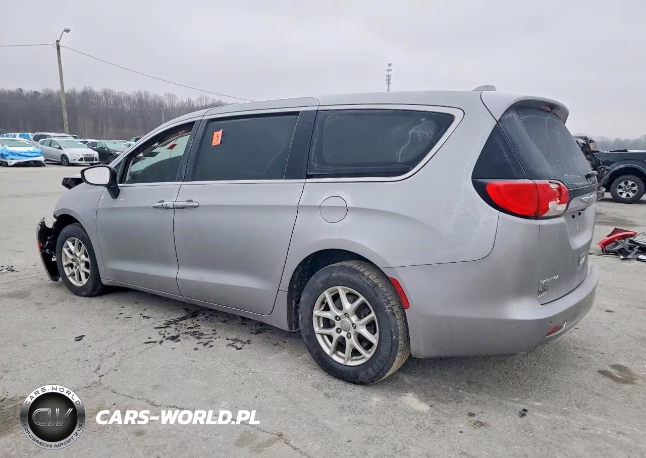 2018 Chrysler Pacifica Lx VIN:2C4RC1CG8JR130452 - 2