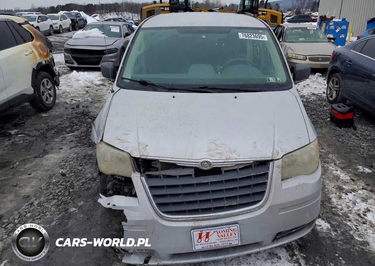 2008 Chrysler Town & Country Lx VIN:2A8HR44H48R771202 - 5
