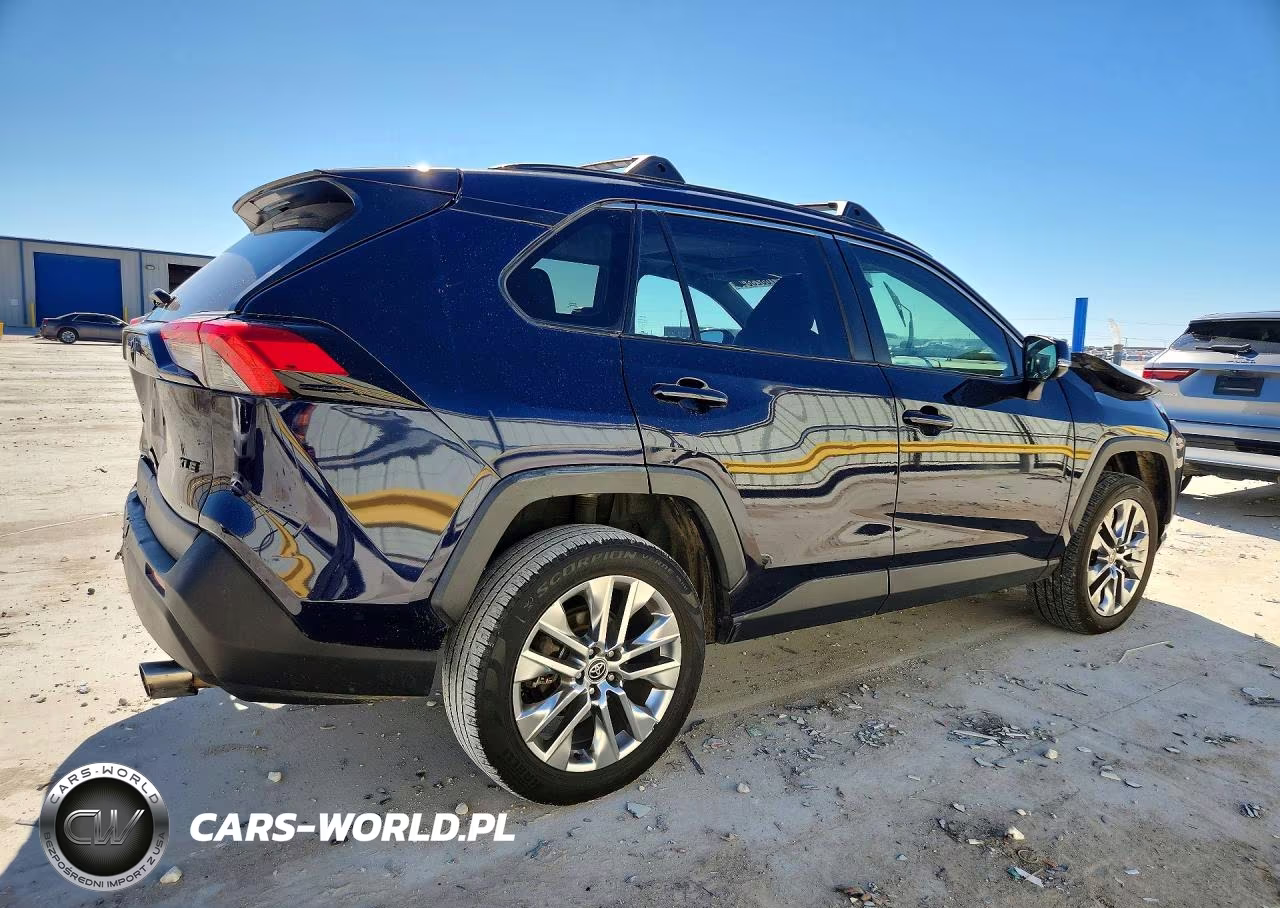 2021 Toyota Rav4 Xle Premium VIN:2T3C1RFV4MW166069 - 3