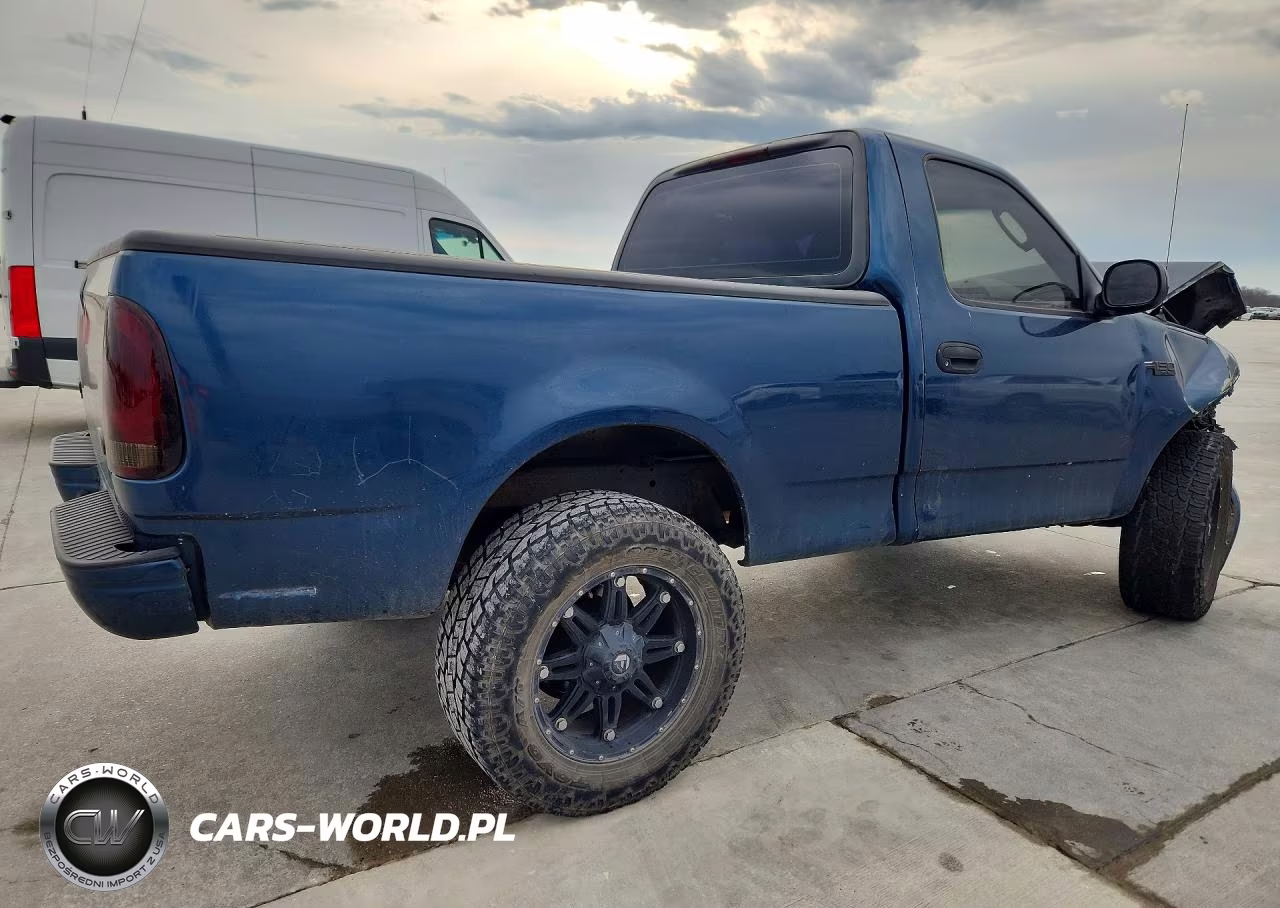 2004 Ford F-150 Heritage Classic VIN:2FTRF17244CA66794 - 3