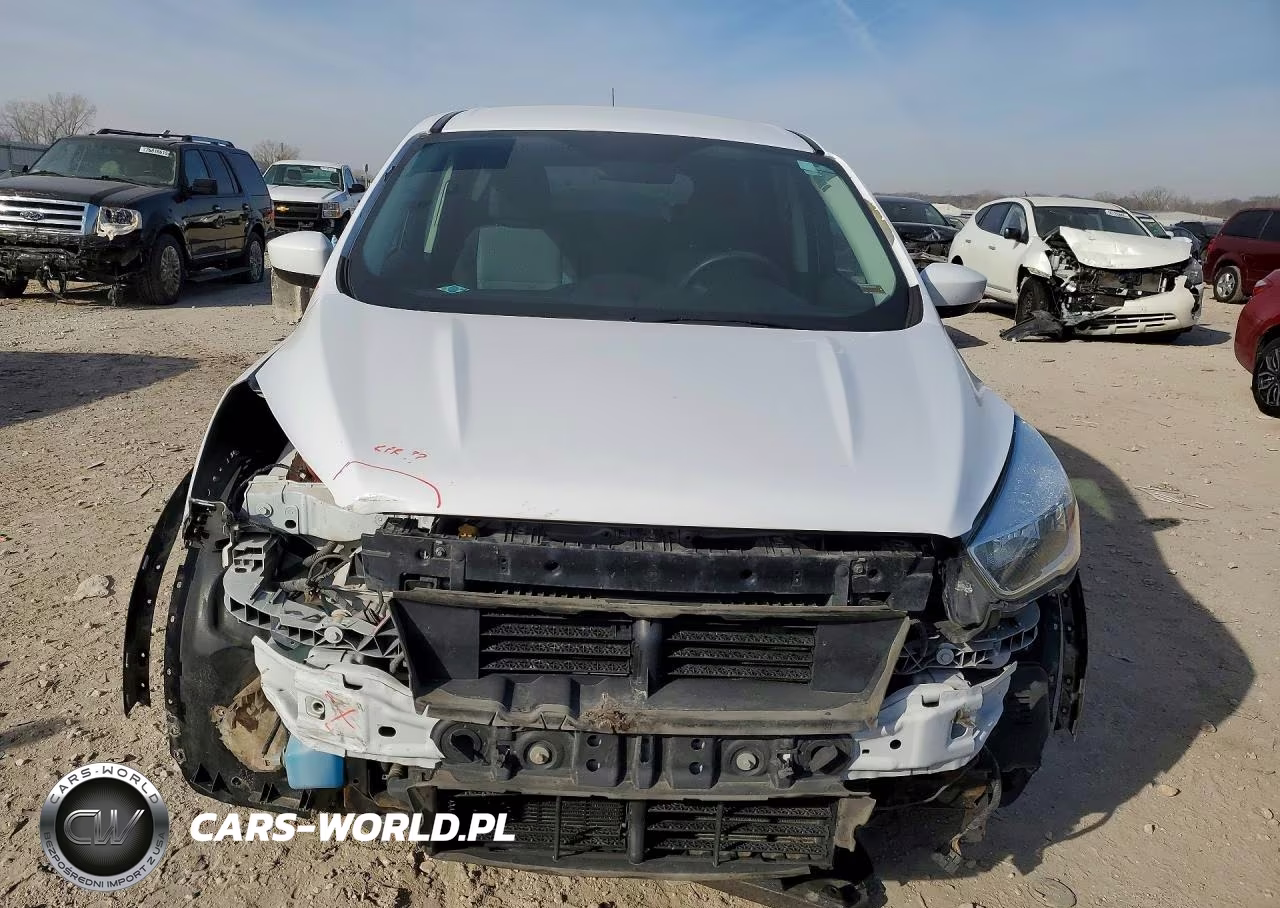 2017 Ford Escape Se VIN:1FMCU9GD9HUC04696 - 5