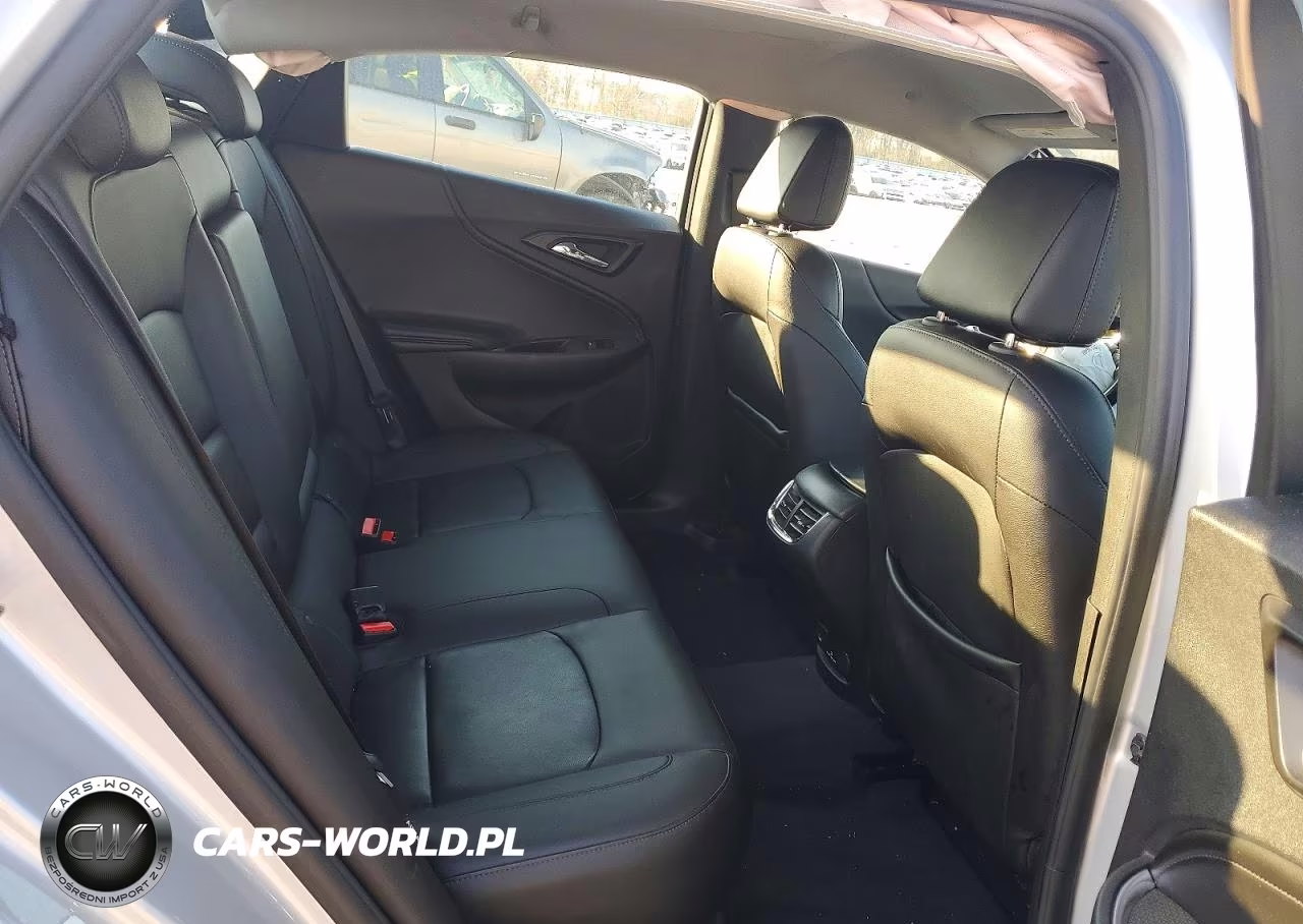 2018 Chevrolet Malibu Lt VIN:1G1ZD5ST2JF244689 - 10