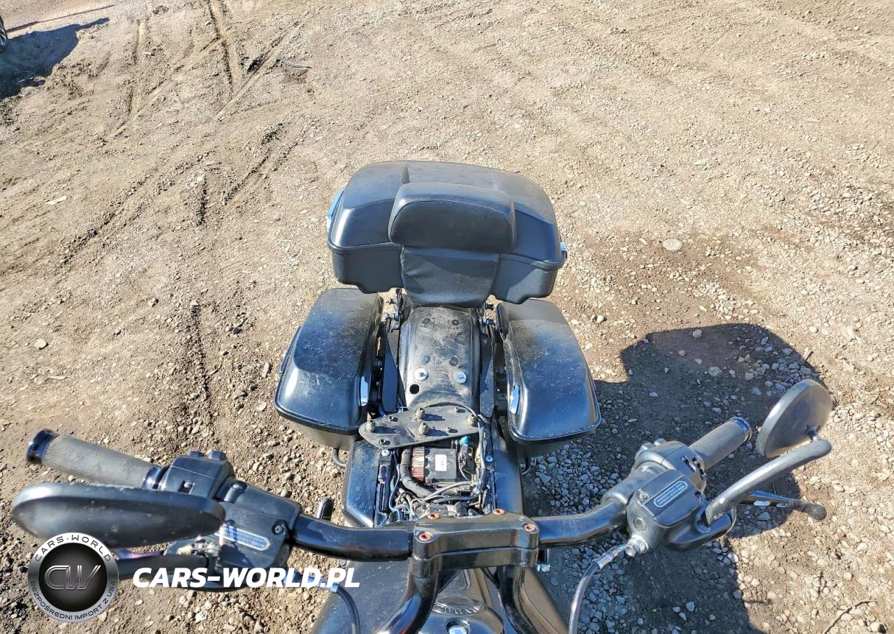 2015 Harley-Davidson Fltrxs Road Glide Special VIN:1HD1KTM11FB650907 - 5