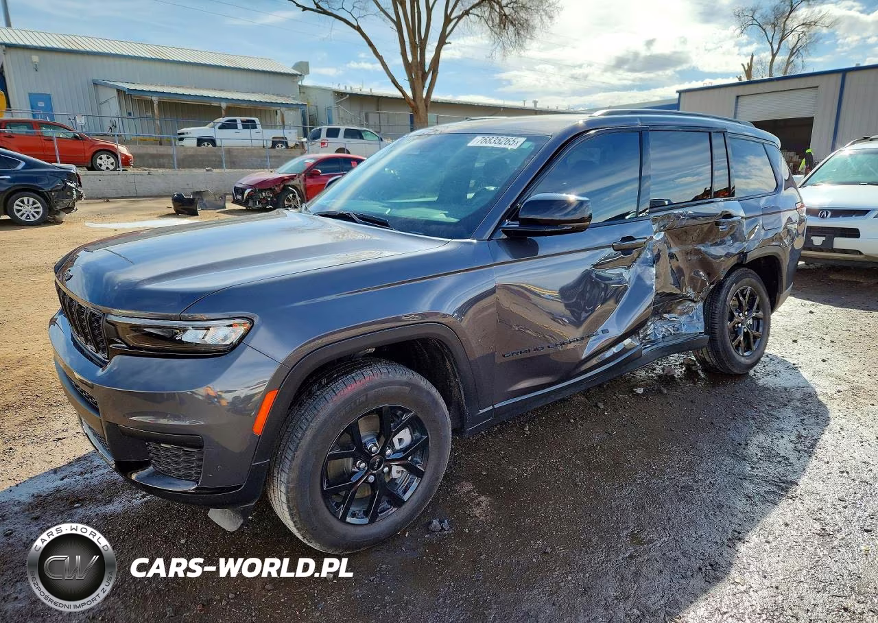 2025 Jeep Grand Cherokee L Laredo