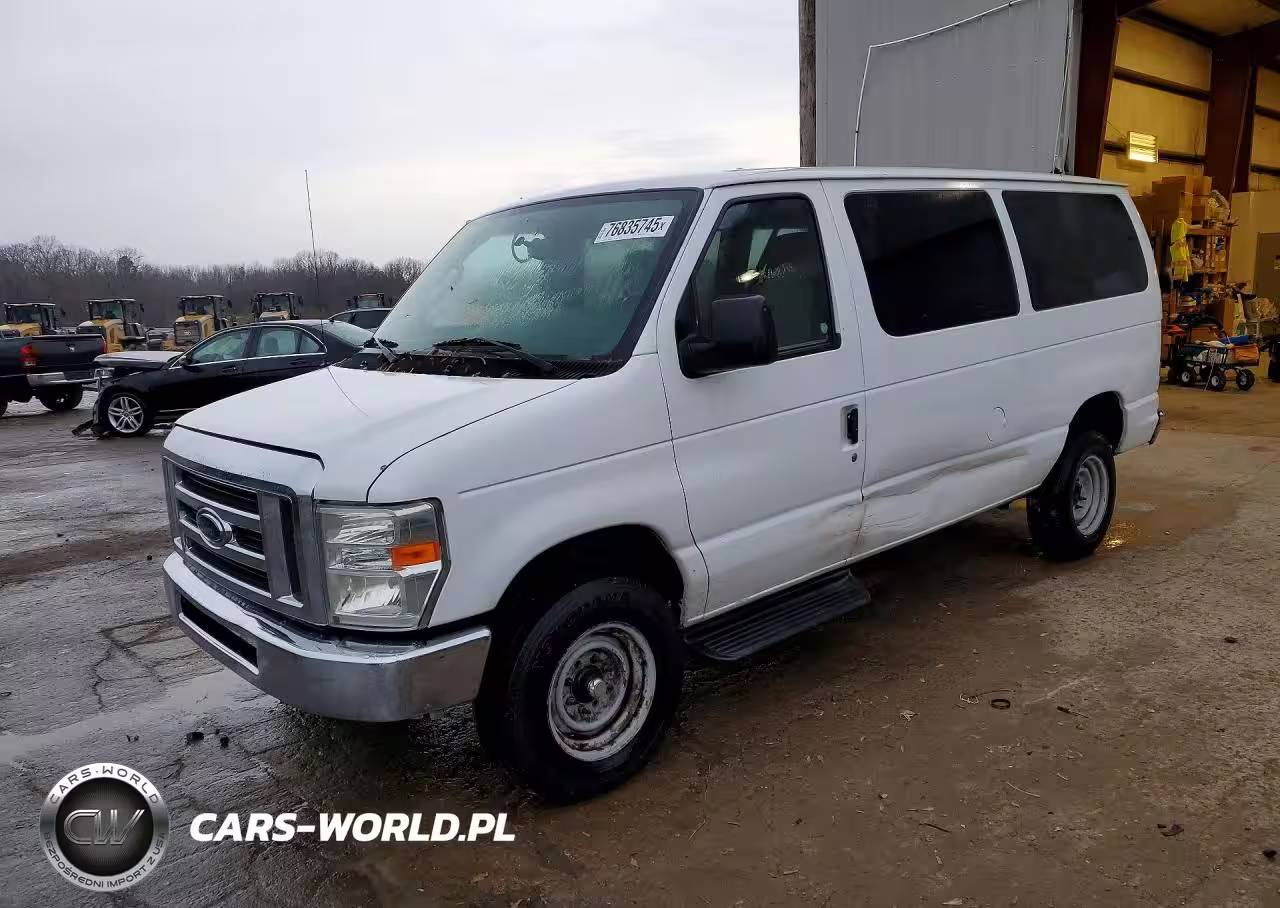 2014 Ford Econoline E350 Super Duty Wagon