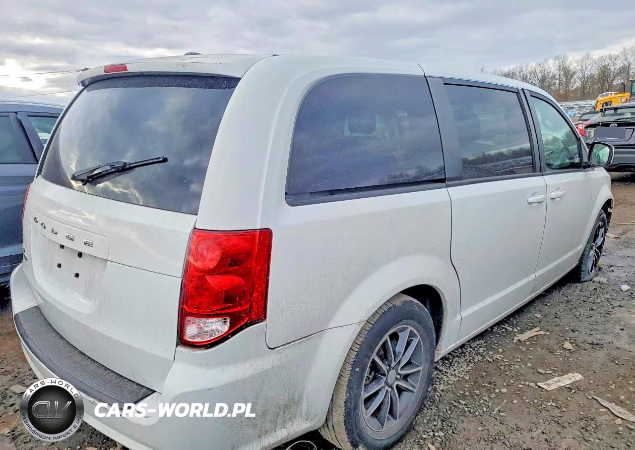 2018 Dodge Grand Caravan Se VIN:2C4RDGBG5JR165936 - 3