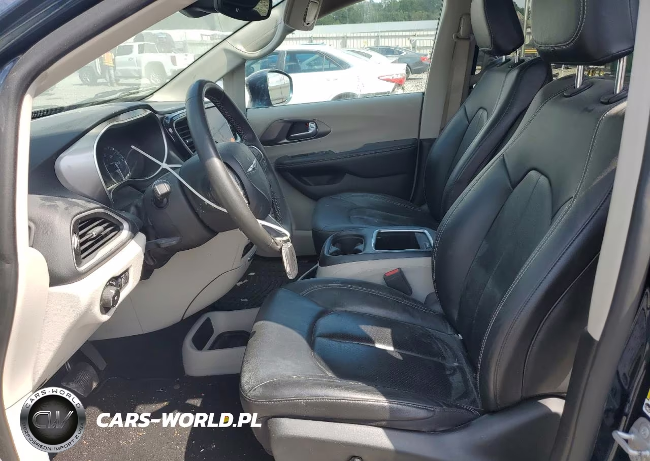 2022 Chrysler Pacifica Touring L VIN:2C4RC1BG4NR194138 - 7