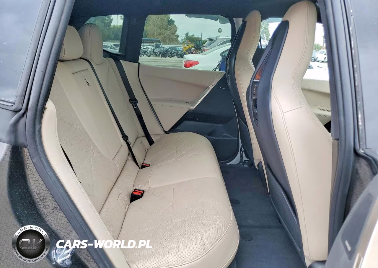 2024 BMW Ix xDrive50 VIN:WB523CF06RCN85862 - 11