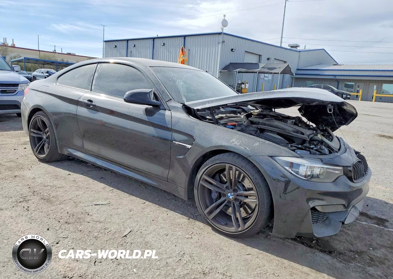 2018 BMW M4 VIN:WBS4Y9C59JAA85868 - 4