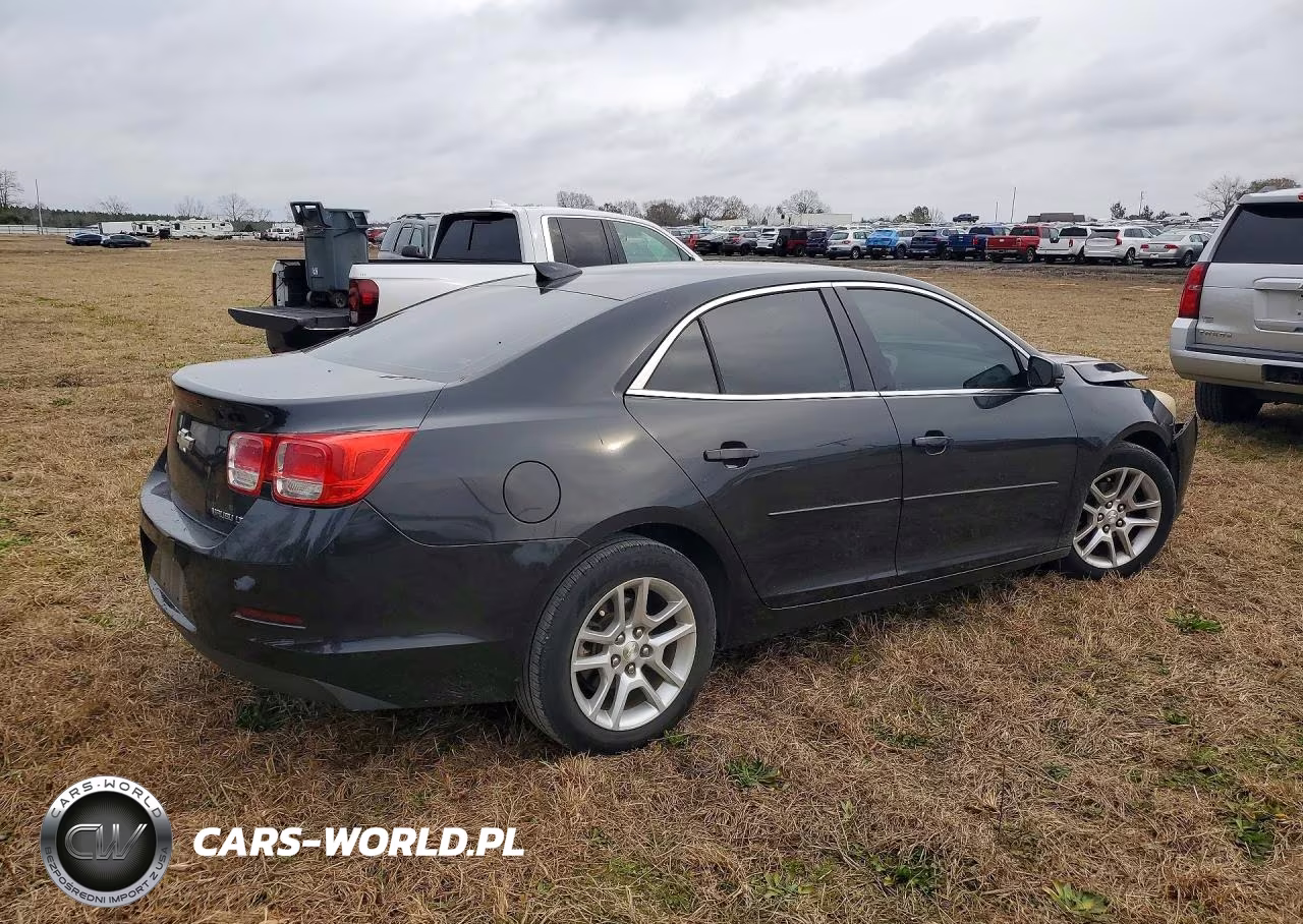 2015 Chevrolet Malibu 1Lt VIN:1G11C5SL8FF306166 - 3