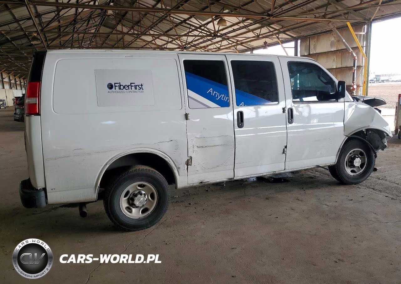2020 Chevrolet Express 2500 Cargo Utility - Service Van VIN:1GCWGAFG4L1241378 - 3