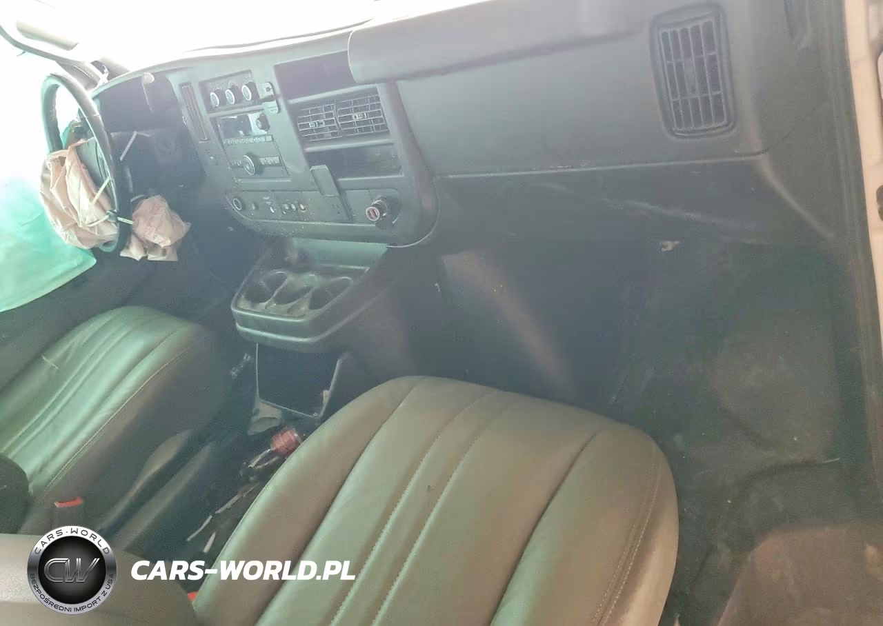 2020 Chevrolet Express 2500 Cargo Utility - Service Van VIN:1GCWGAFG4L1241378 - 8