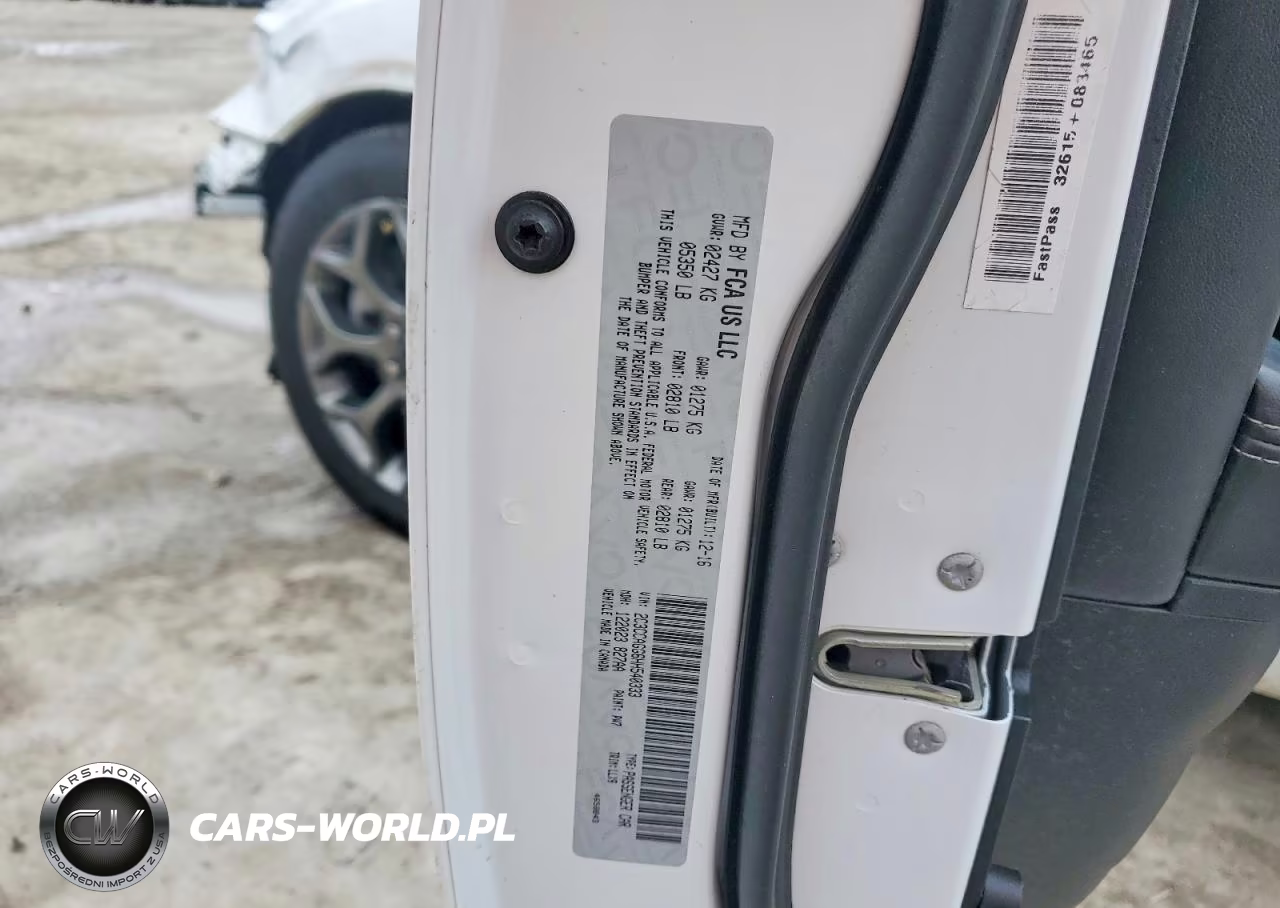 2017 Chrysler 300 S VIN:2C3CCAGG6HH540333 - 13