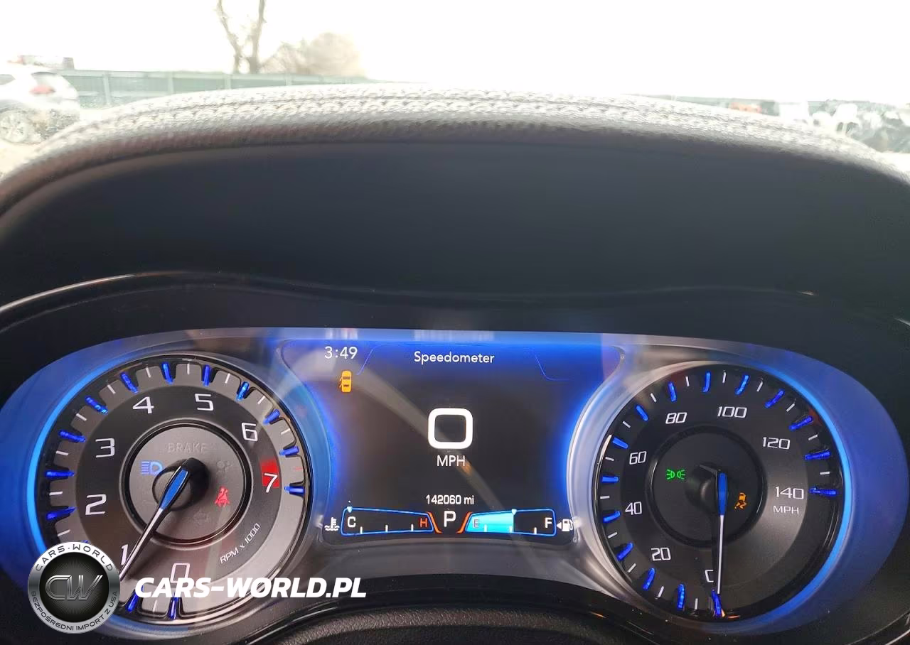 2017 Chrysler 300 S VIN:2C3CCAGG6HH540333 - 9