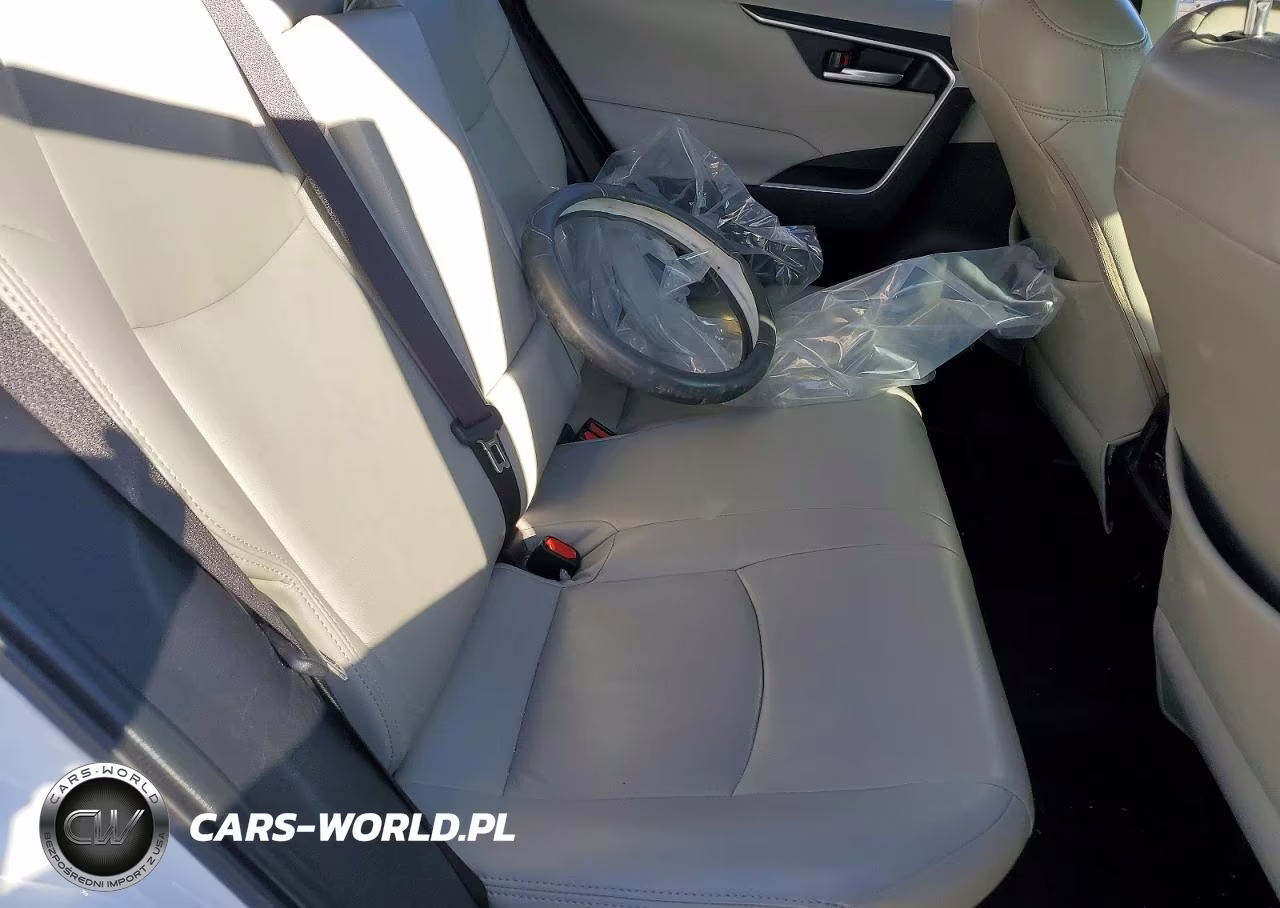 2019 Toyota Rav4 Xle VIN:JTMRWRFV1KD019102 - 11